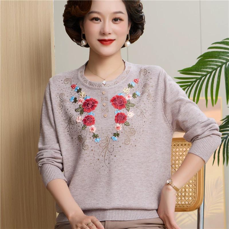 绣花毛衣