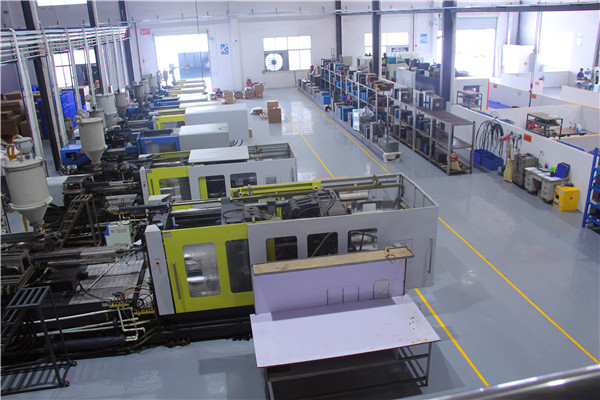 Modern Injection Molding Facility