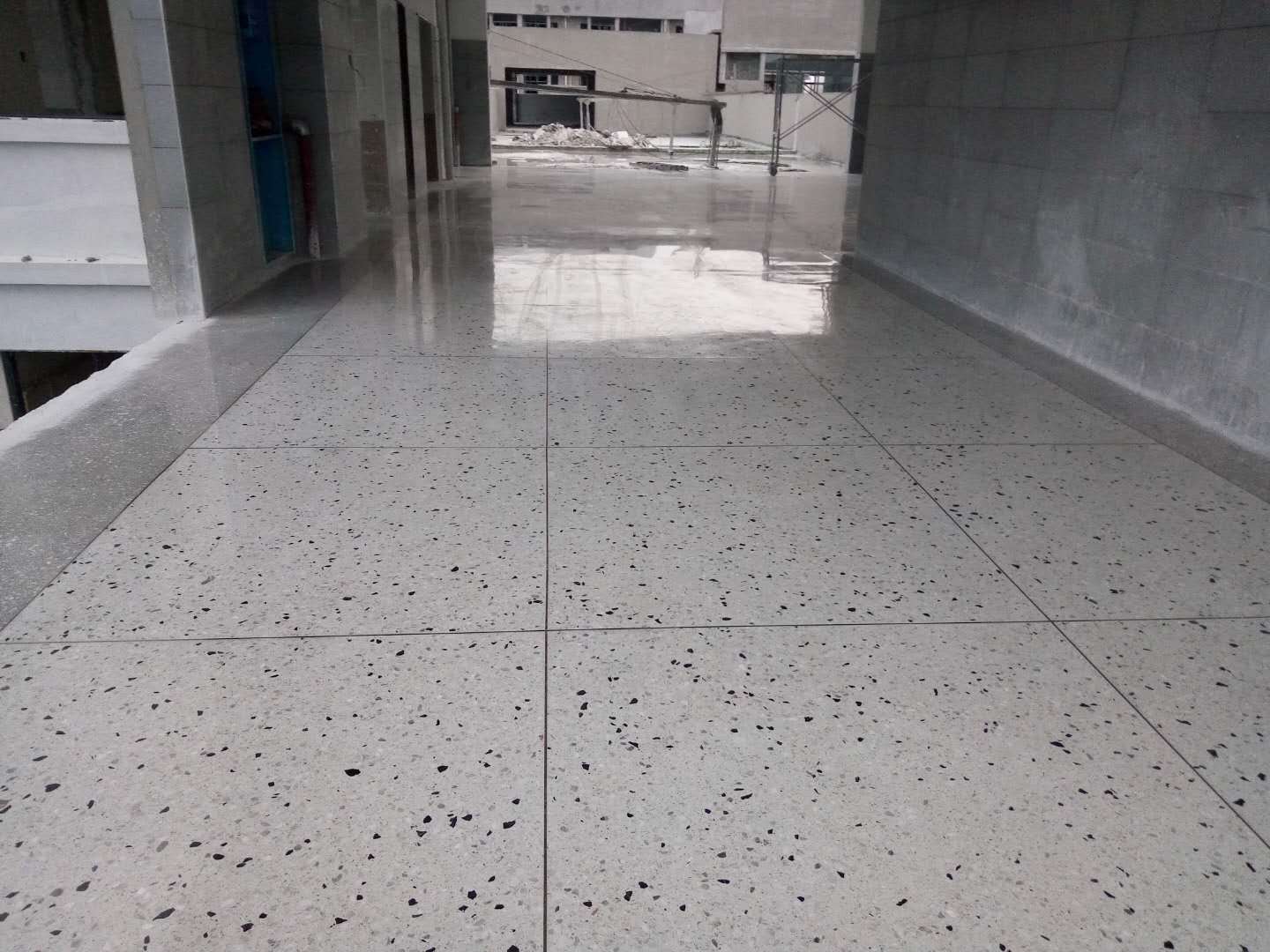 固化剂喷洒