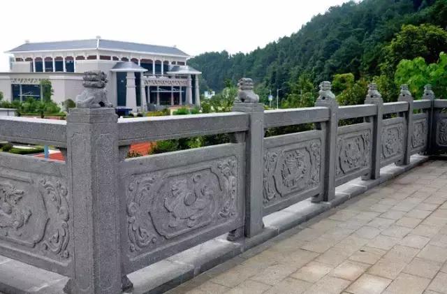 石雕栏杆