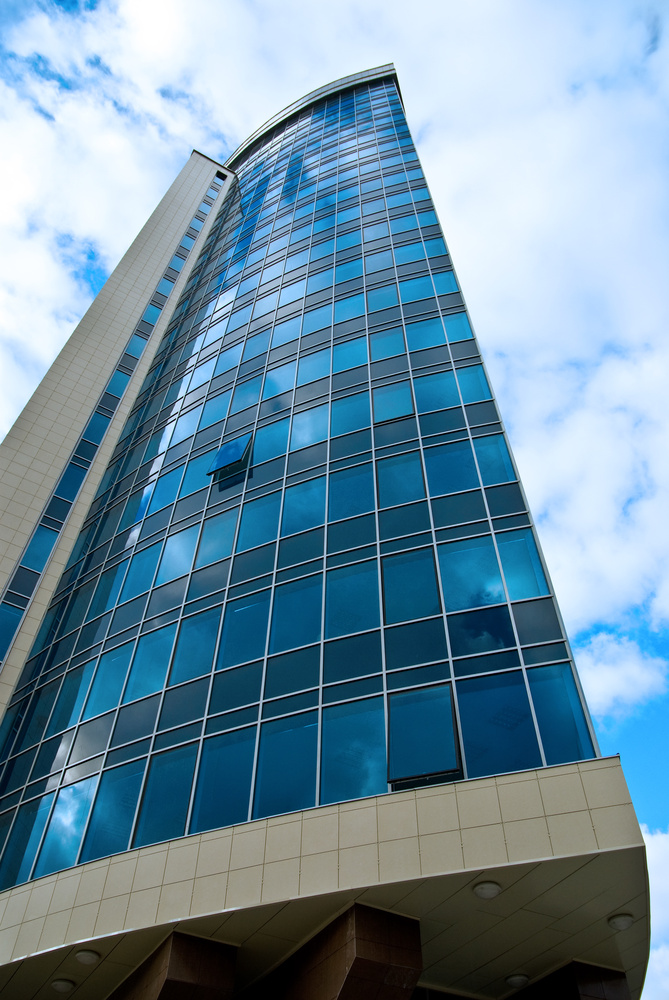 天明控股集团召开2025年上半年度经营工作会议